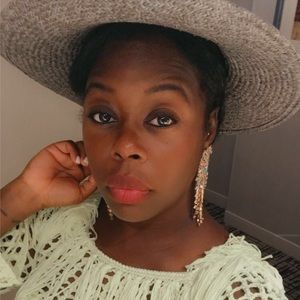 Meet your Posher, Robin